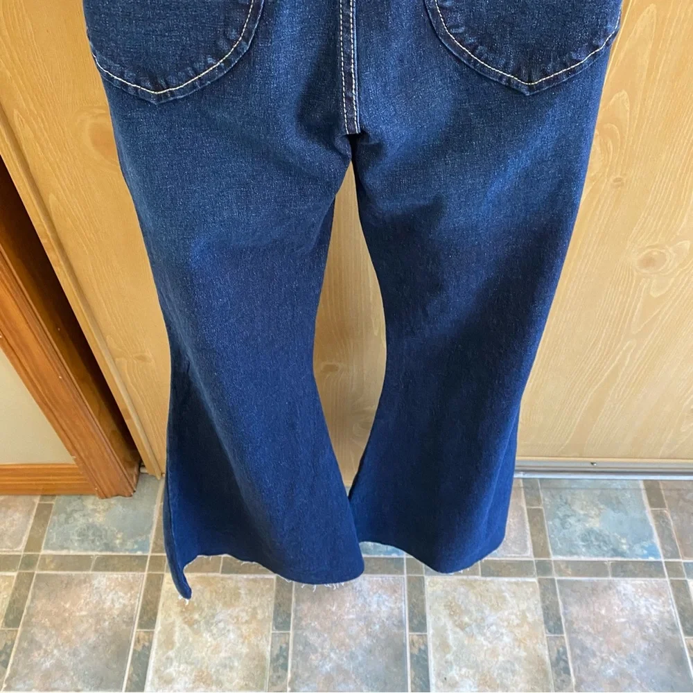 Forever 21 • Low-Rise Dark Wash Raw Hem Flare Jeans - Picture 13 of 16